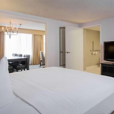 Doubletree By Hilton Hotel Syracuse East Syracuse Exterior foto