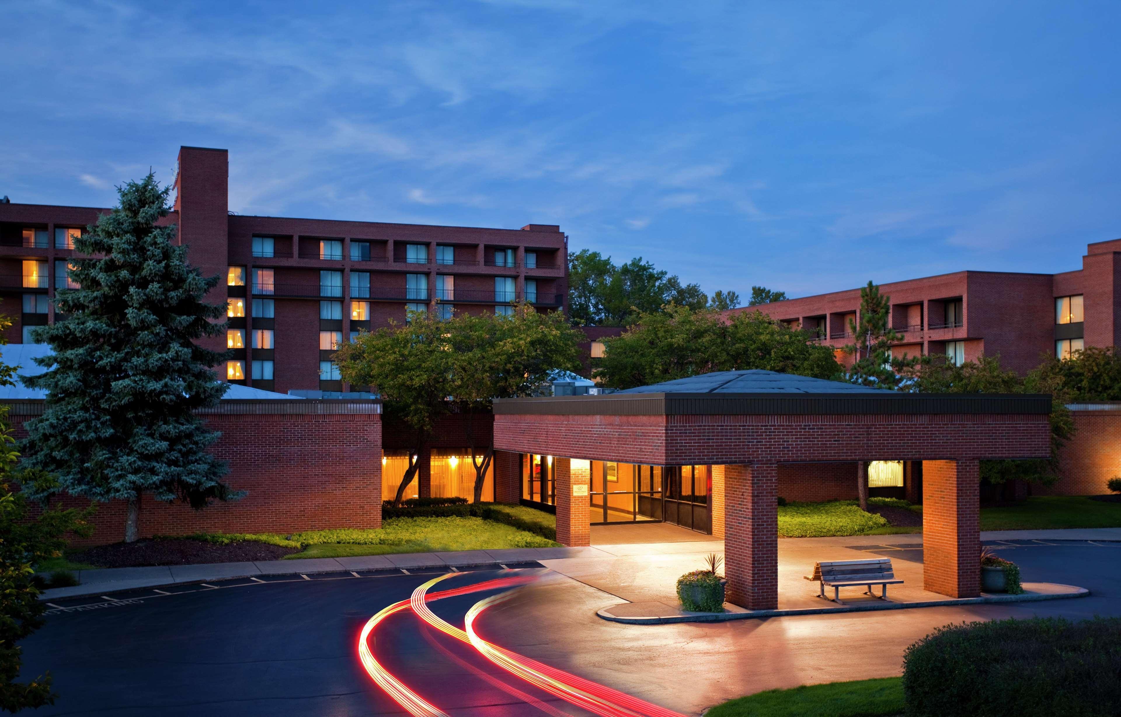 Doubletree By Hilton Hotel Syracuse East Syracuse Exterior foto
